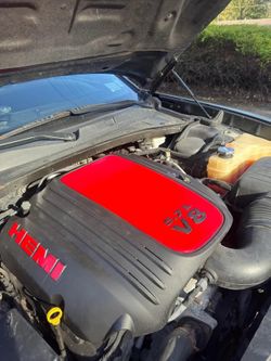 5.7l Hemi Engine cover