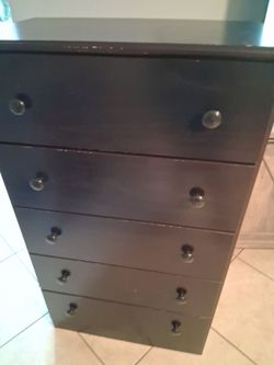 Dresser