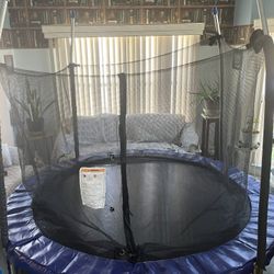 Trampoline 