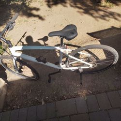 SPECIALIZED 24" WHITE 