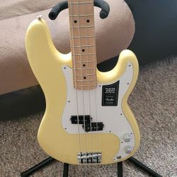 Fender Player Series Precision 