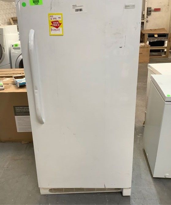 Frigidaire stand up Freezer 🥶❄️ Model FFFU14F2QWR 🤩⚡️ Appliance Liquidations 🤩