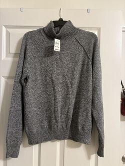 Women’s Sweater XL.  Never Worn