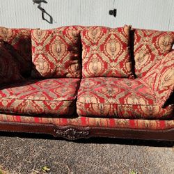 Stylish Well-made Sofa