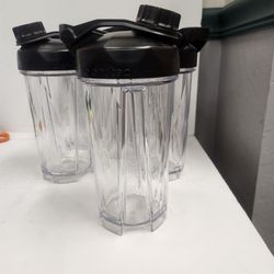 Set of 5 New BlendTec replacement 24oz jars with lids