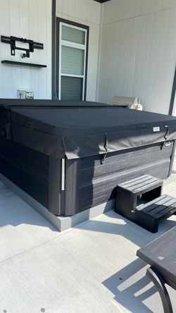 Jacuzzi J-475 Spa 2022 Model