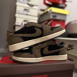 Size 9 Big Brown Traviissss Scoottttsss Nikeee Collaaabss Mochasss :p