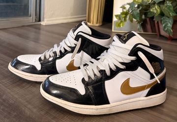 Jordan AJ 1 Mid SE