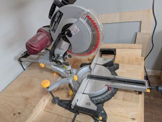 Chicago electric 12 inch compound miter saw