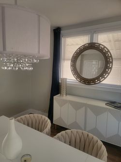 Round mirror 36 diameter.
