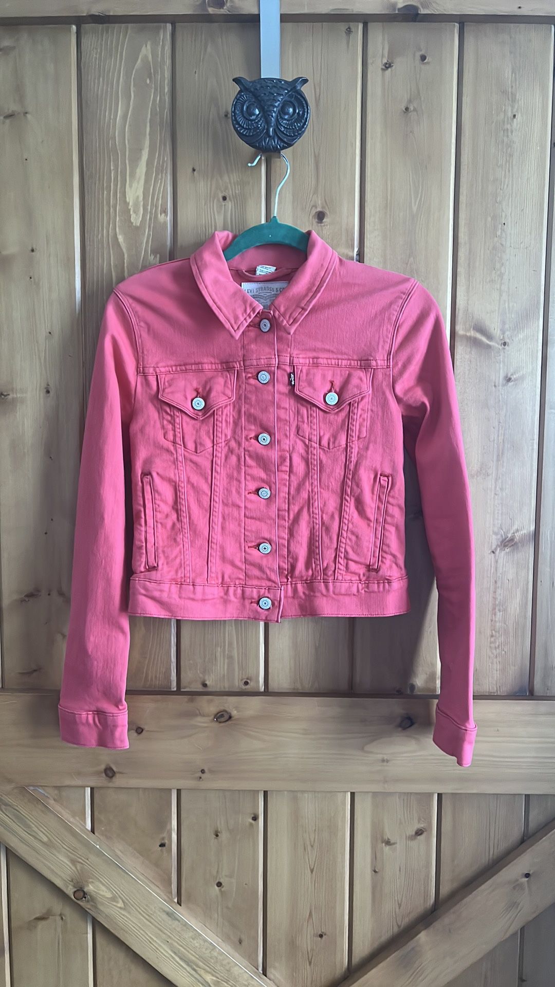 LEVI’s Women’s Pink Denim Jacket Size: small