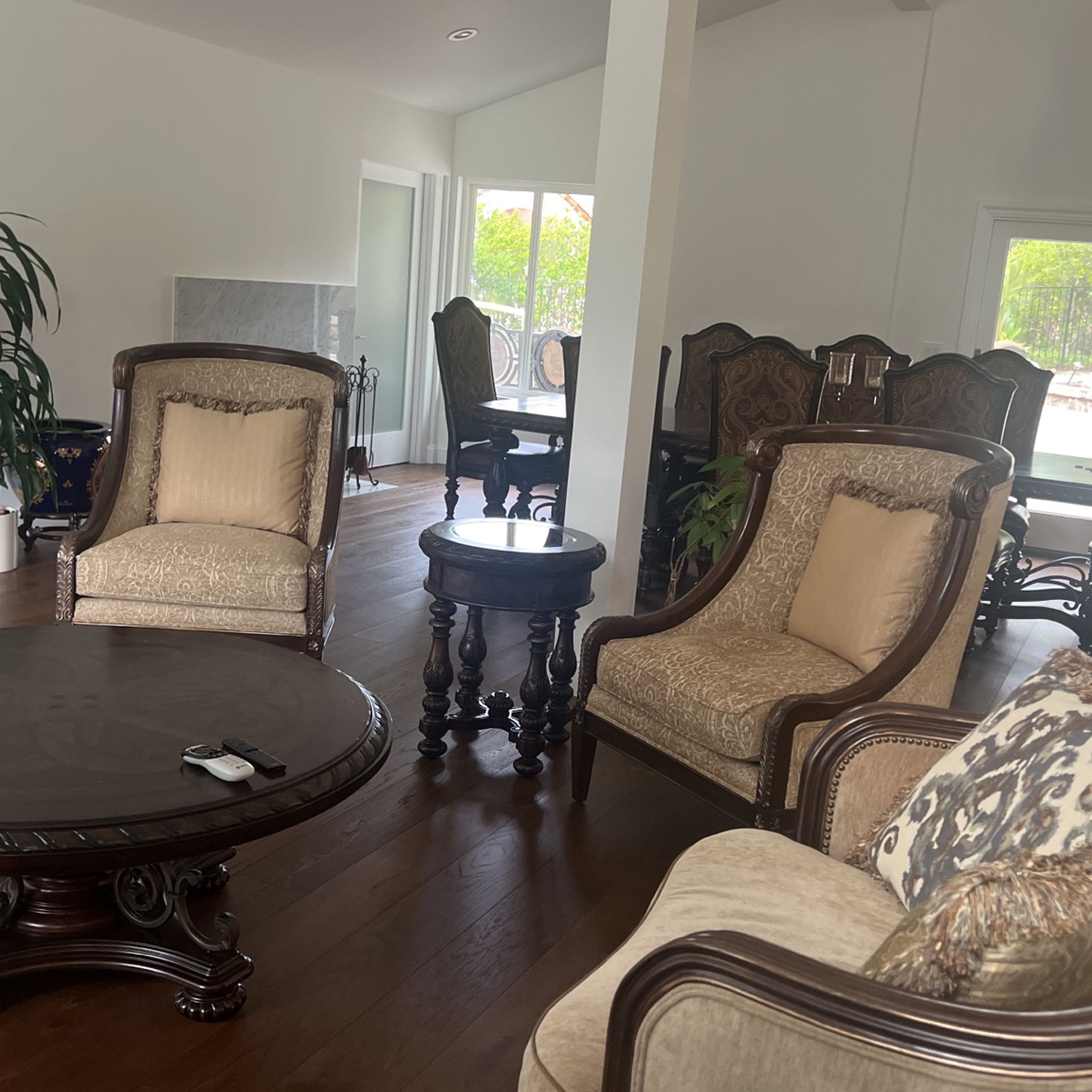 Set Of 2 Arm Chairs