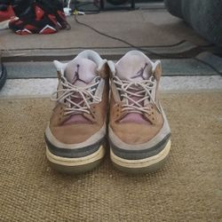 Jordan 3 Retro SE (Size 9)