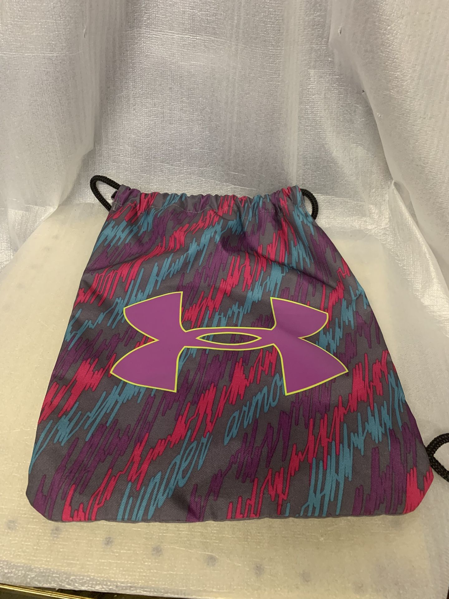 Unisex Under Armour 100% polyester Sackpack Backpack Purple 💜 Gym Bag 