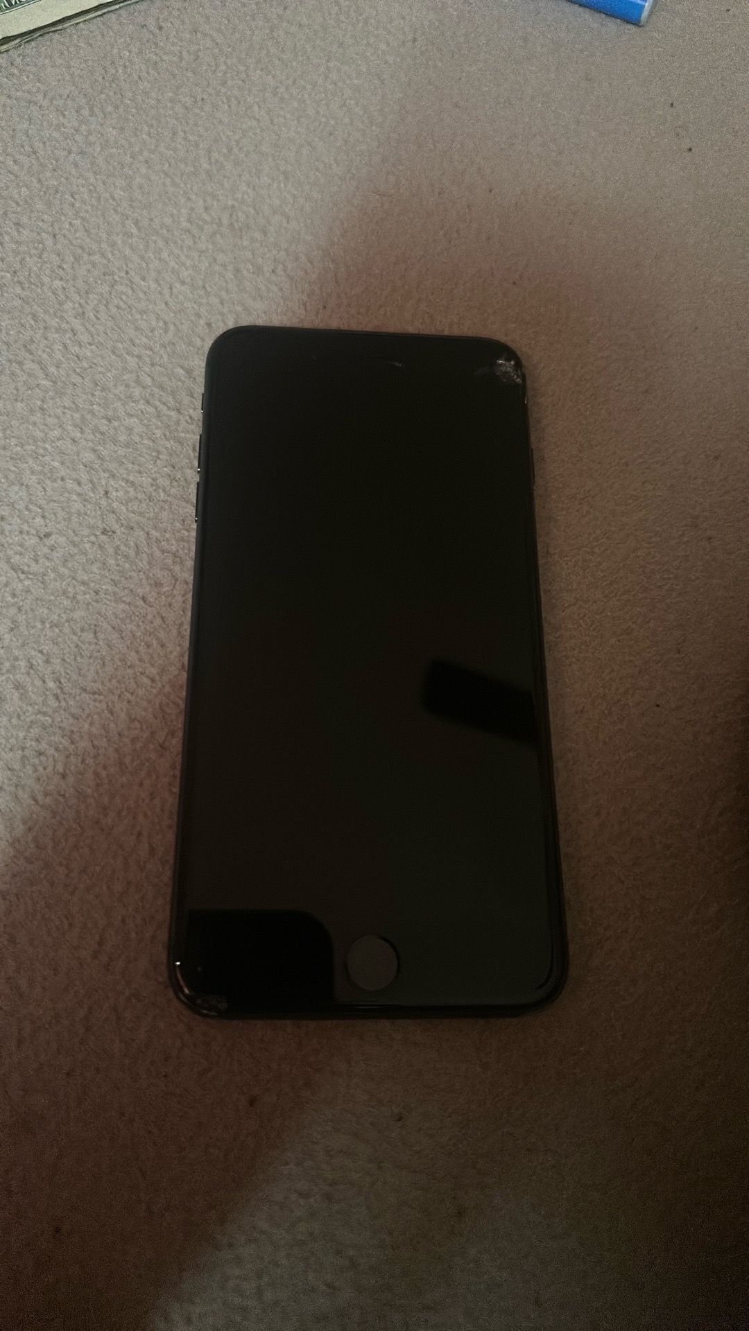 iPhone 8 Plus