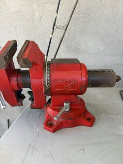 Olympia 5in Swivel Bench Vice