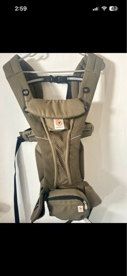 Ergobaby Carrier Omni Breeze