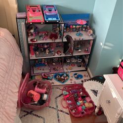 LOL Dollhouse, Dolls, Cars, and Accessories 