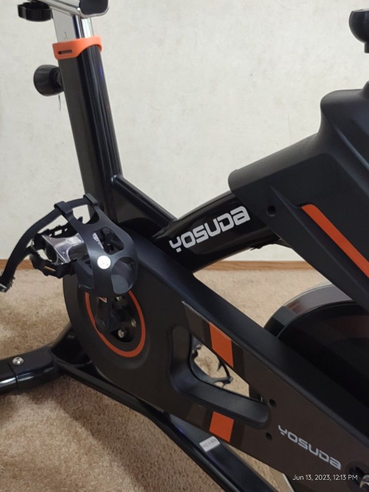 YOSUDA Stationary Bike