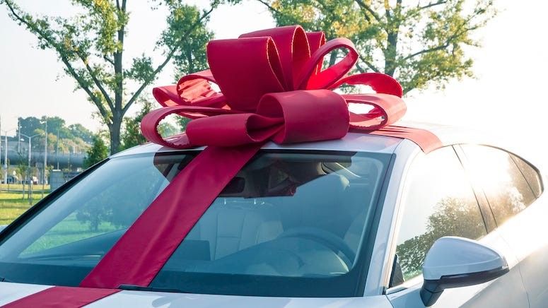 LOOKING FOR A CAR