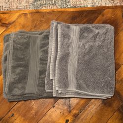 2 Brand New Gray Bath Towels 