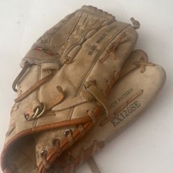 Easton 12 1/2 Broken In Glove.