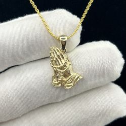 Solid 10K Gold Praying Hands Pendant – 4.68 g