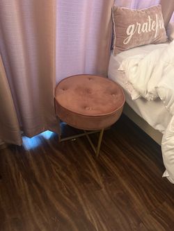Round Tufted Velvet Ottoman with Gold Base
