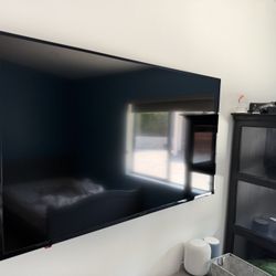 Insignia LED Tv