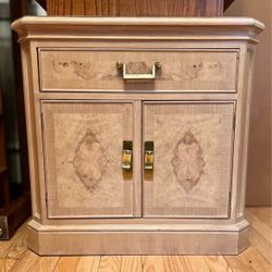 Vintage Drexel Heritage Burl Wood Nightstand