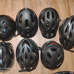 Bike Helmets- Blsck