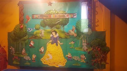 Snow white party decorations