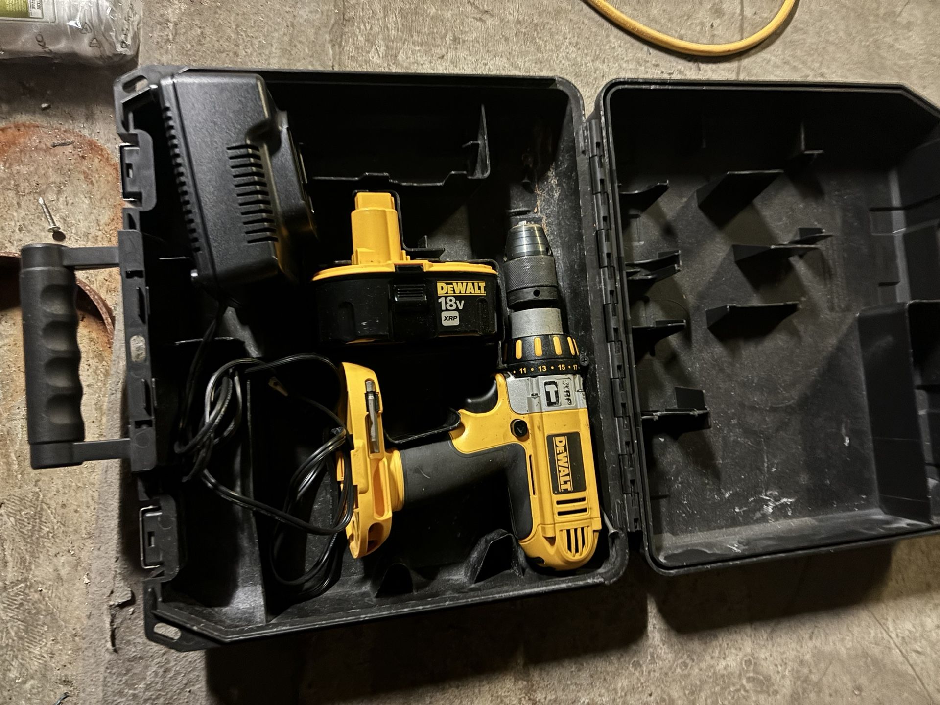 Dewalt XRP Hammer/ Drill, 18v Battery + Charger