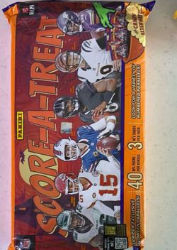 2025 NFL score a treat Holliday pack sealed