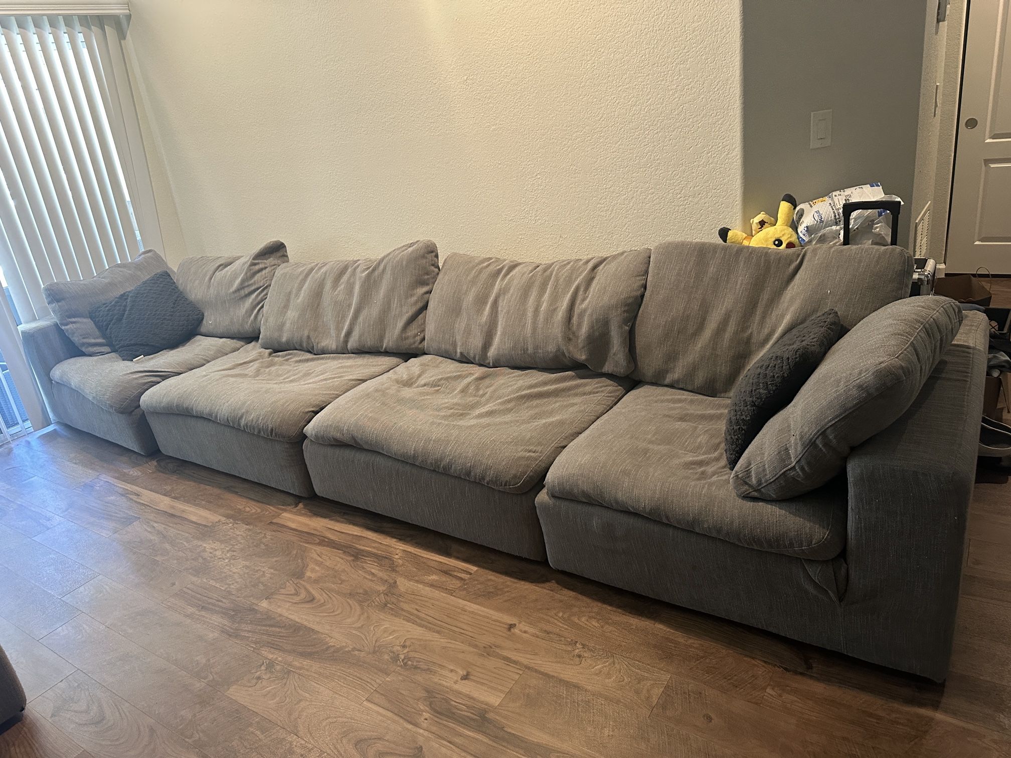 Sectional Couch/Sofa