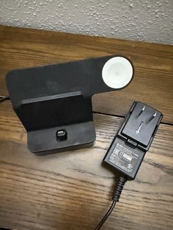 Belkin iPhone and Apple Watch Charging Dock