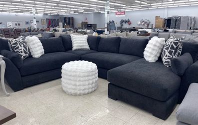 Large Sectional w/ Ottoman