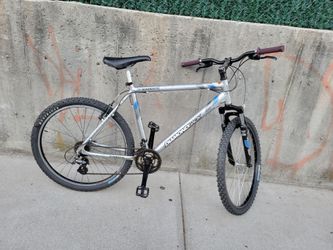 Diamondback Sorento 21 speed MTB