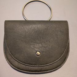 Brand New ANTHROPOLOGIE CIRCLE / CROSSBODY wristlet or clutch Faux Leather Olive Green 