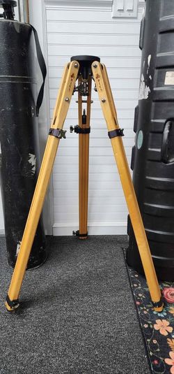 Ries J100-2 Heavy Duty Wooden Camera Tripod w/ Soft & Hard Cases