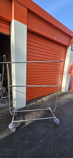 Double Study Clothing Rack