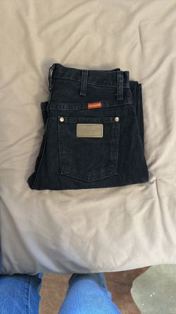 Women’s Wrangler Cowboy Cut Denim In Black And Size 3