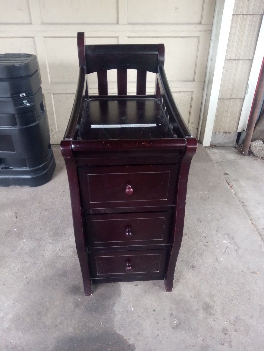 Infant Changing Table/ Dresser 