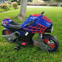 Marvel Spider-Man 6V Battery Electric Motorcycle Ride-on Toy for Boys