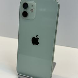 Apple iPhone 12 64gb. ( Fully Unlocked )