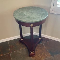 Bombay Green Marble Top 3-Legged Pedestal Side End Tanble