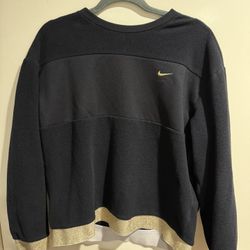 Nike Women’s Therma Fleece Sweatshirt Black Gold Metallic Sparkly Crewneck