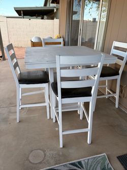 Kitchen table
