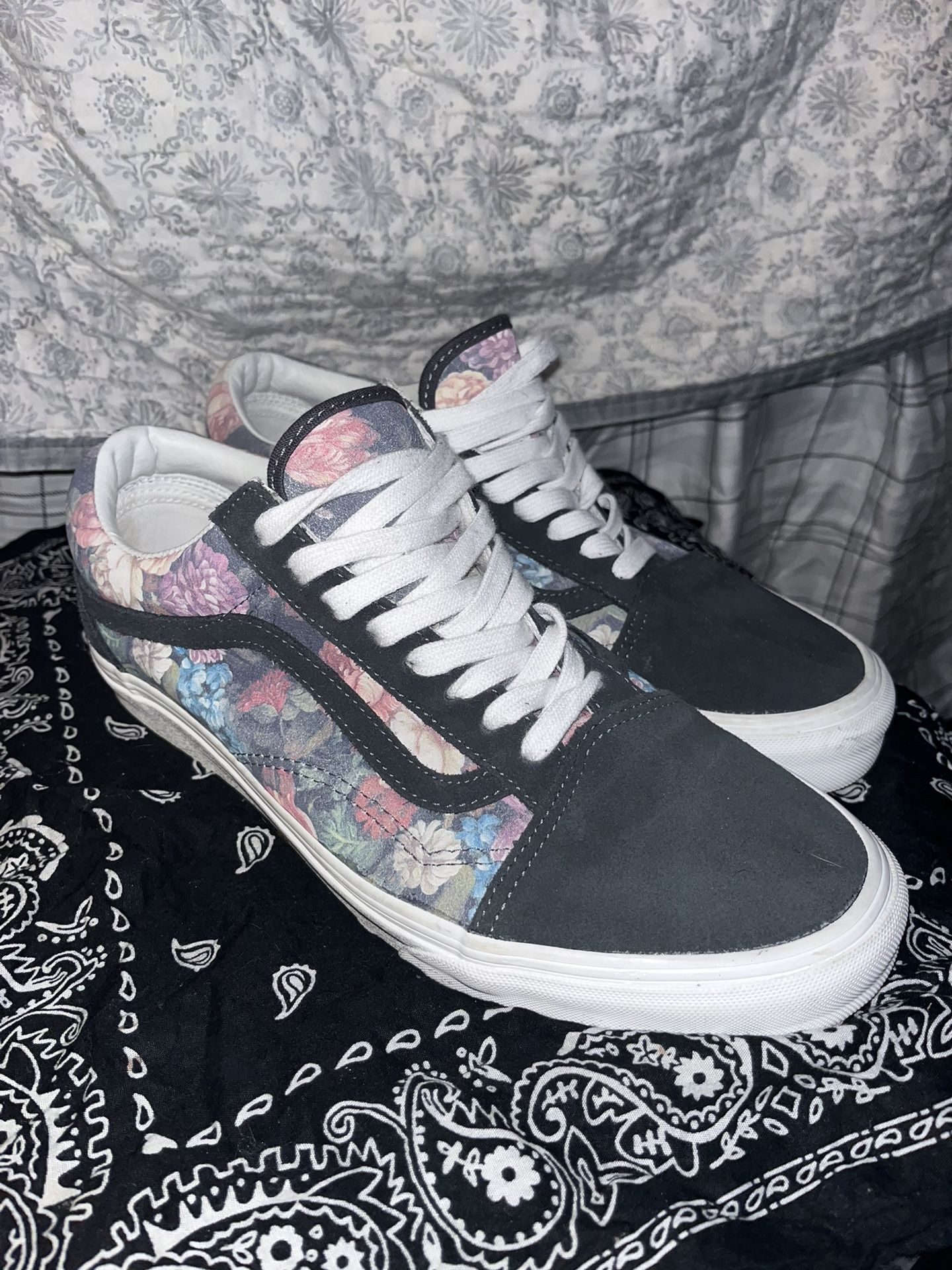 Men’s Vans Shoes Size 11