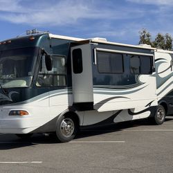 1998 National RV Tradewinds 7370